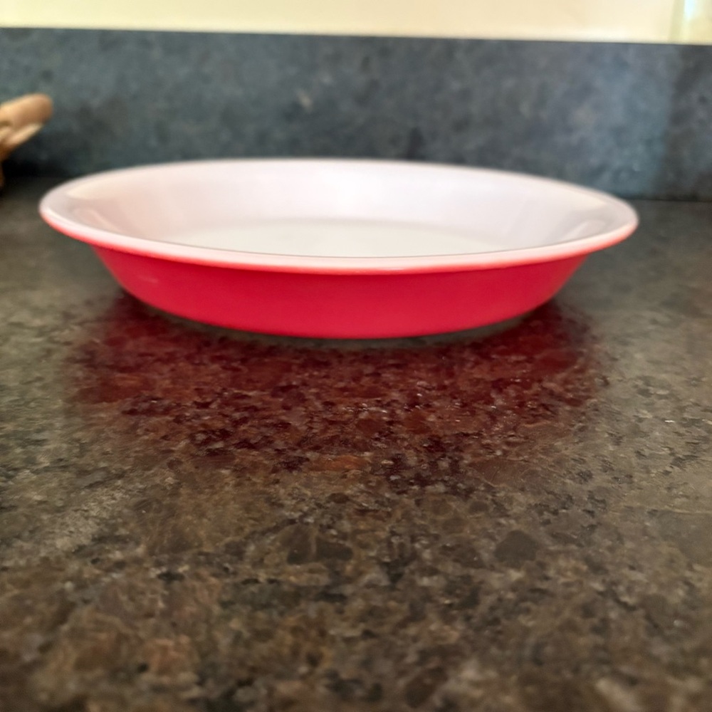 Pyrex Pie Plate Flamingo Pink
